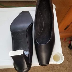 Black white stag heels